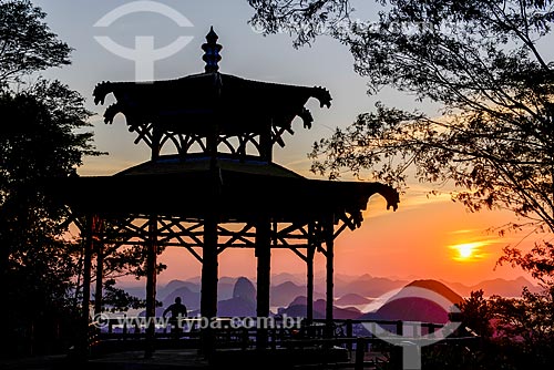  Vista do amanhecer a partir do mirante da Vista Chinesa no Parque Nacional da Tijuca  - Rio de Janeiro - Rio de Janeiro (RJ) - Brasil