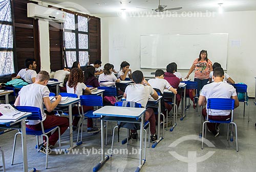 Alunos do Colégio Estadual Zacarias de Góis - mais conhecido como Liceu Piauiense - instalados temporariamente na Unidade Escolar Anísio de Abreu  - Teresina - Piauí (PI) - Brasil