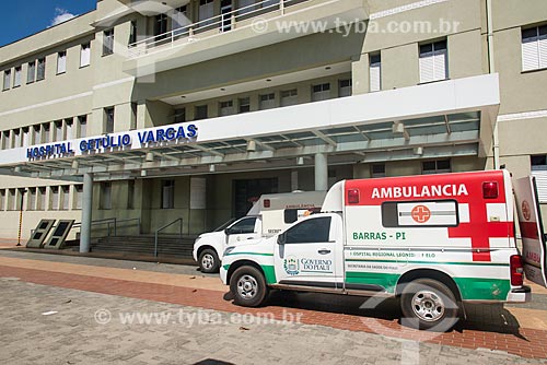  Fachada do Hospital Estadual Getúlio Vargas  - Teresina - Piauí (PI) - Brasil