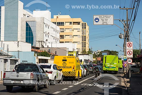 Faixa exclusiva para ônibus na Rua Coelho de Resende  - Teresina - Piauí (PI) - Brasil