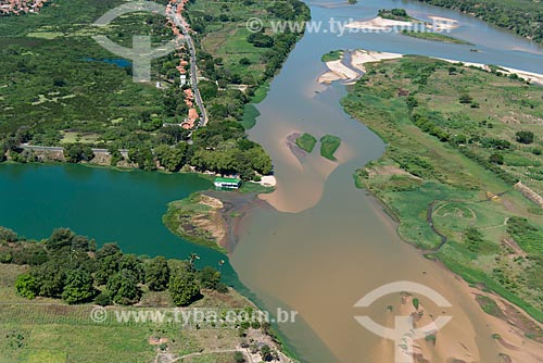  Foto aérea do Parque Municipal do Encontro dos Rios - encontro das águas do Rio Poti e Rio Parnaíba  - Teresina - Piauí (PI) - Brasil