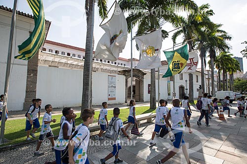  Alunos durante passeio escolar no Museu Histórico Nacional  - Rio de Janeiro - Rio de Janeiro (RJ) - Brasil