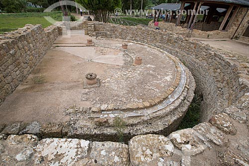  Ruínas da latrina na Villa Romana del Casale - antiga palácio construído no século IV  - Piazza Armerina - Província de Enna - Itália