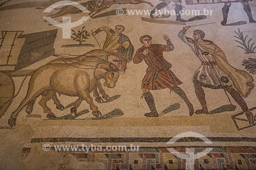  Detalhe de mosaico conhecido como Grande Caçada - Villa Romana del Casale - antiga palácio construído no século IV  - Piazza Armerina - Província de Enna - Itália