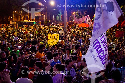  Detalhe de cartazes durante a manifestação Mulheres Contra Cunha - abaixo o PL 5.069 - Pela Legalização do Aborto  - Rio de Contas - Bahia (BA) - Brasil