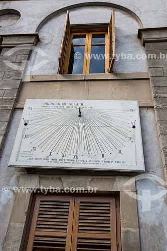  Relógio de sol no pátio da Duomo di Catania - Cattedrale di SantAgata (Catedral de Santa Agatha)  - Catânia - Província de Catânia - Itália