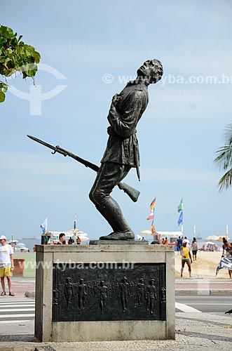  Monumento aos Dezoito do Forte - homenagem à Antônio de Siqueira Campos, militar morto da Revolta dos 18 do Forte de Copacabana, em julho de 1922  - Rio de Janeiro - Rio de Janeiro (RJ) - Brasil