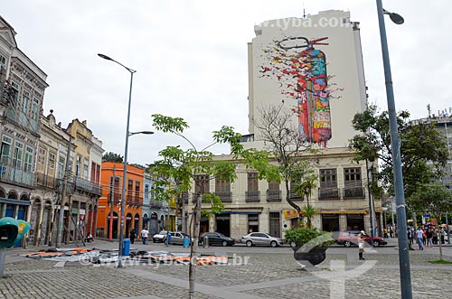  Casarios e prédio com grafite no Largo de São Francisco da Prainha  - Rio de Janeiro - Rio de Janeiro (RJ) - Brasil