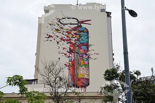  Prédio com grafite no Largo de São Francisco da Prainha  - Rio de Janeiro - Rio de Janeiro (RJ) - Brasil