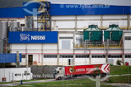  Fábrica de bebidas da Nestlé às margens do KM 20 da Rodovia Washington Luís (BR-040)  - Três Rios - Rio de Janeiro (RJ) - Brasil