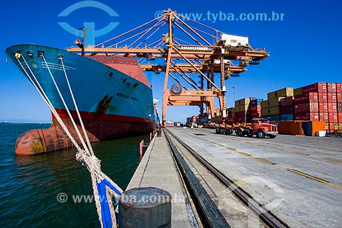  Navio cargueiro no Complexo Portuário de Suape  - Ipojuca - Pernambuco (PE) - Brasil