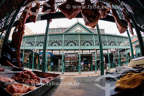 Carne à venda no Mercado Municipal de Carne Francisco Bolonha (1857) próximo ao Mercado Ver-o-peso  - Belém - Pará (PA) - Brasil