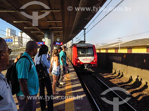  Metrô em estação do metrô de Porto Alegre  - Porto Alegre - Rio Grande do Sul (RS) - Brasil