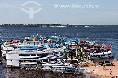  Barcos no Porto de Manaus  - Manaus - Amazonas (AM) - Brasil