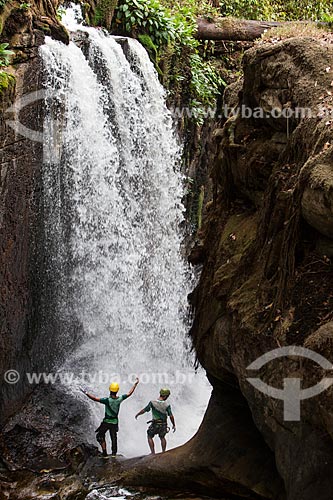  Rapel na Reserva Ecológica Cachoeira do Santuário  - Presidente Figueiredo - Amazonas (AM) - Brasil