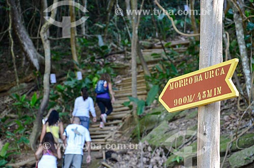  Placa na trilha do Morro da Urca  - Rio de Janeiro - Rio de Janeiro (RJ) - Brasil