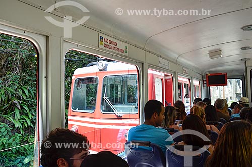  Trem na Estrada de Ferro do Corcovado - fazendo a travessia entre Cosme Velho e o Morro do Corcovado  - Rio de Janeiro - Rio de Janeiro (RJ) - Brasil