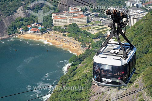  Bondinho fazendo a travessia entre o Morro da Urca e o Pão de Açúcar  - Rio de Janeiro - Rio de Janeiro (RJ) - Brasil