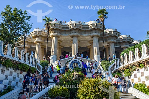  Turistas no Parque Güell  - Barcelona - Província de Barcelona - Espanha