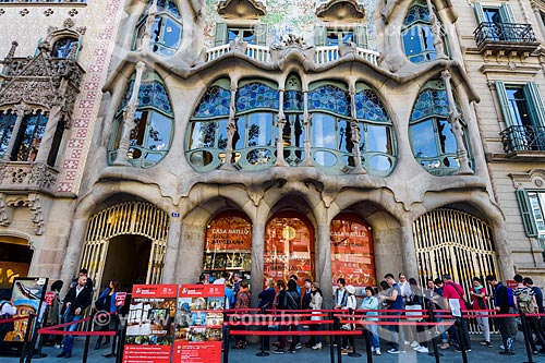  Fachada da Casa Batlló - casa desenhada por Antoni Gaudí  - Barcelona - Província de Barcelona - Espanha