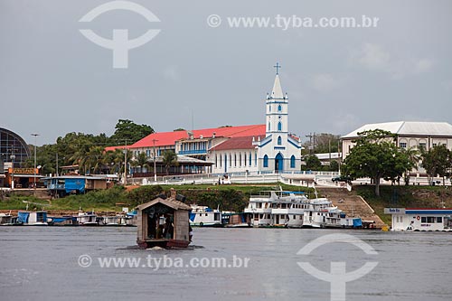  Vista da Igreja de Nossa Senhora da Conceição a partir do Rio Negro  - Barcelos - Amazonas (AM) - Brasil