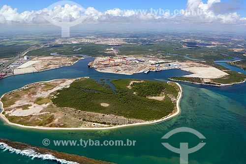  Foto aérea da Ilha da Cocaia com o Estaleiro Atlântico Sul no Complexo Portuário de Suape  - Ipojuca - Pernambuco (PE) - Brasil