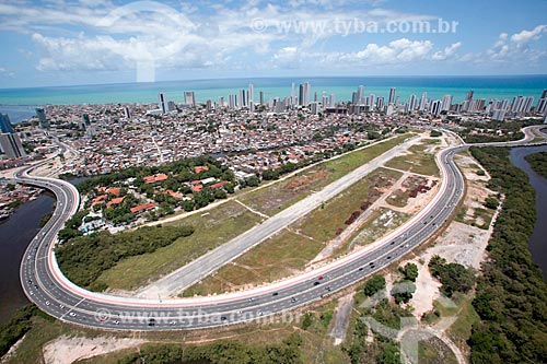  Foto aérea de trecho da Via Mangue no antigo Aeroclube de Pernambuco  - Recife - Pernambuco (PE) - Brasil