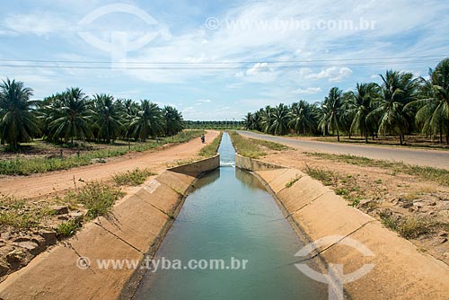  Canal secundário de irrigação e aqueduto do Projeto Nilo Coelho - Vale do São Francisco  - Petrolina - Pernambuco (PE) - Brasil