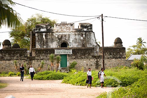  Ruína de antiga construção na Ilha do Ibo - onde atualmente funciona a Associação de Produtores de Café da Ilha do Ibo  - Distrito de Ibo - Província de Cabo Delgado - Moçambique