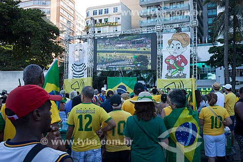  Manifestação contra a Presidente Dilma Rousseff durante a votação de admissibilidade do impeachment na Câmara dos Deputados  - Rio de Janeiro - Rio de Janeiro (RJ) - Brasil