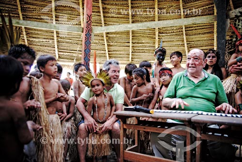  Senador Jorge Viana e João Donato durante o Festival Yawanawá na aldeia da tribo Yawanawá  - Tarauacá - Acre (AC) - Brasil