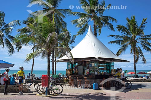  Quiosque na orla da Praia da Boa Viagem  - Recife - Pernambuco (PE) - Brasil