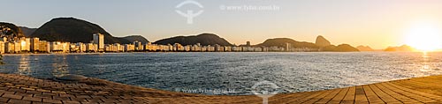  Vista do amanhecer em Copacabana a partir do antigo Forte de Copacabana (1914-1987), atual Museu Histórico do Exército  - Rio de Janeiro - Rio de Janeiro (RJ) - Brasil