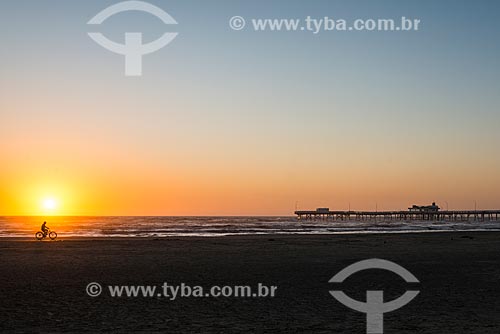  Nascer do sol na Praia de Atlântida  - Xangri-lá - Rio Grande do Sul (RS) - Brasil