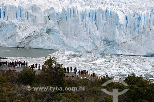  Turistas no Glaciar Perito Moreno (Geleira Perito Moreno)  - Província de Santa Cruz - Argentina