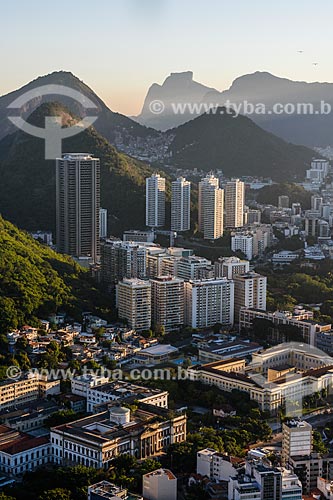  Vista do bairro de Botafogo a partir do Pão de Açúcar com o Shopping Rio Sul e a Pedra da Gávea ao fundo  - Rio de Janeiro - Rio de Janeiro (RJ) - Brasil