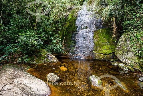  Cachoeira Véu da Noiva no Parque Nacional da Serra dos Órgãos durante a trilha da Pedra do Sino  - Teresópolis - Rio de Janeiro (RJ) - Brasil