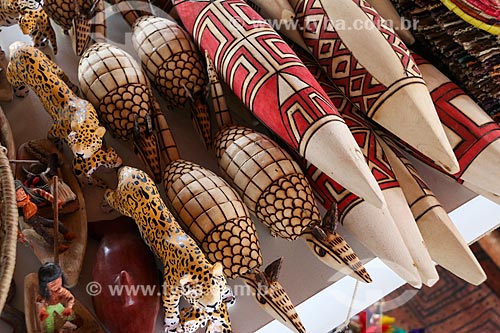  Detalhe de artesanato em madeira  - Parintins - Amazonas (AM) - Brasil