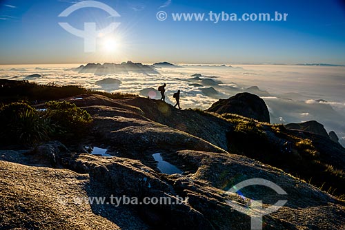  Vista do amanhecer a partir da trilha da Pedra do Sino no Parque Nacional da Serra dos Órgãos  - Teresópolis - Rio de Janeiro (RJ) - Brasil