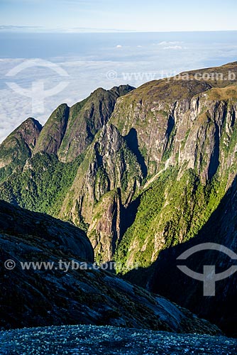  Vista a partir da trilha da Pedra do Sino no Parque Nacional da Serra dos Órgãos  - Teresópolis - Rio de Janeiro (RJ) - Brasil