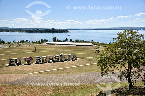  Parque Ecológico Ermida Dom Bosco - Lago Paranoá ao fundo  - Brasília - Distrito Federal (DF) - Brasil