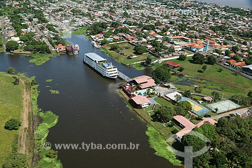  Foto aérea do navio de cruzeiro Iberostar Grand Amazon no Paraná da Princesa - braço do Rio Amazonas - preparando-se para atracar no Clube Coca-Cola (antigo Clube Kuat)  - Parintins - Amazonas (AM) - Brasil
