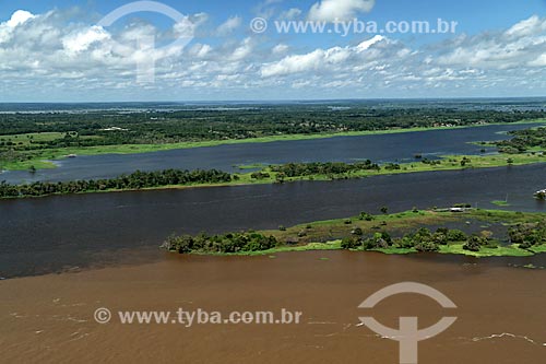  Vista de cima do encontro das águas de canal com Rio Amazonas  - Parintins - Amazonas (AM) - Brasil