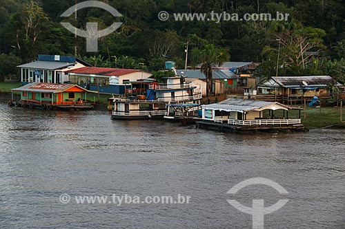  Comunidade ribeirinha às margens do Rio Amazonas  - Careiro da Várzea - Amazonas (AM) - Brasil