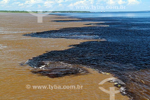  Encontro das águas do Rio Negro e Rio Solimões  - Manaus - Amazonas (AM) - Brasil