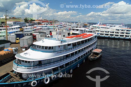  Chalana - embarcação regional - no Porto de Manaus  - Manaus - Amazonas (AM) - Brasil