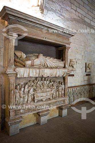  Representação do túmulo do Cardeal Albornoz na Sacristia Norte do Palais des Papes (Palácio dos Papas) - 1345  - Avignon - Departamento de Vaucluse - França