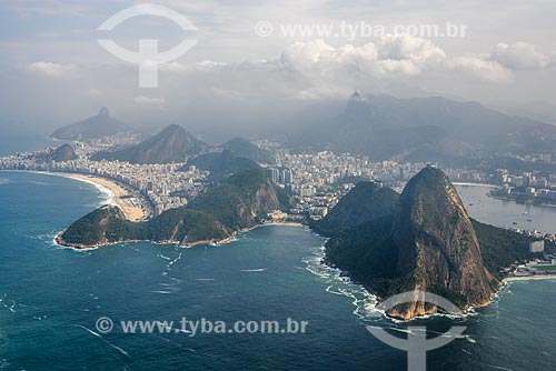  Foto aérea do Pão de Açúcar durante sobrevoo à cidade do Rio de Janeiro  - Rio de Janeiro - Rio de Janeiro (RJ) - Brasil