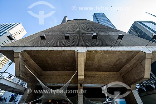  Detalhe da fachada da Federação das Indústrias do Estado de São Paulo (FIESP) na Avenida Paulista  - São Paulo - São Paulo (SP) - Brasil