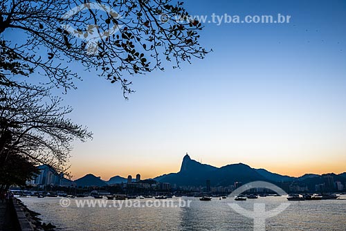  Pôr do sol na Mureta da Urca com o Cristo Redentor ao fundo  - Rio de Janeiro - Rio de Janeiro (RJ) - Brasil